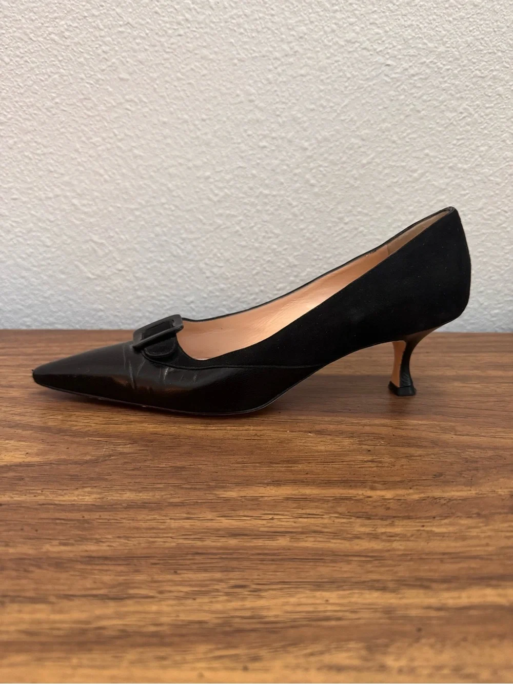 Manolo Blahnik Black Pointed Toe Buckle Pumps